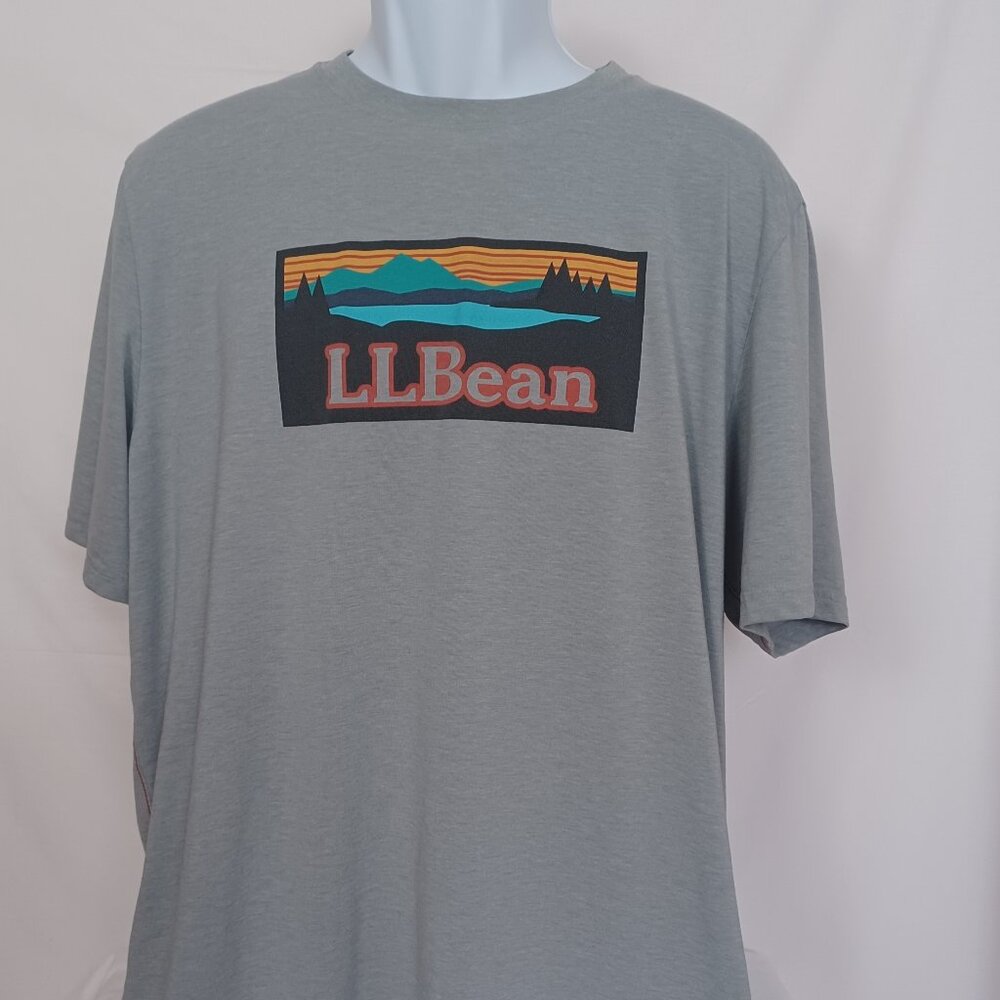 Mens L.L. Bean Slightly Fitted T-shirt